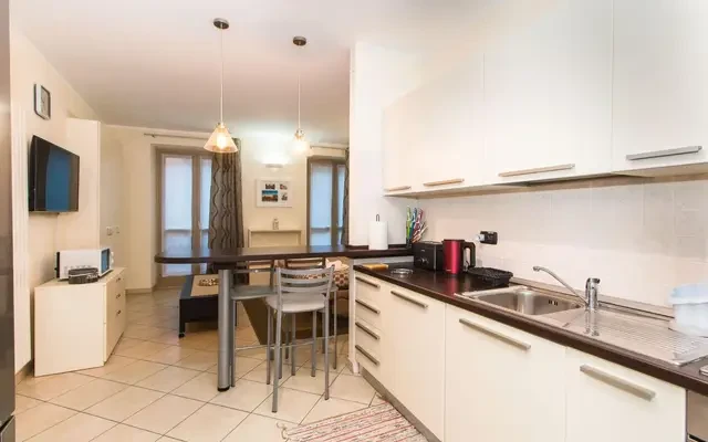 studio near Via Giacinto Carena 3