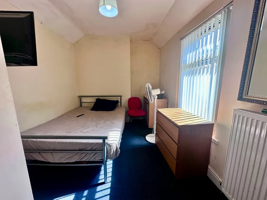 Rhyddings Park Road, Brynmill, Swansea SA2 3