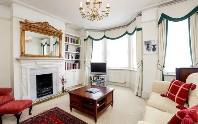 Alwyne Road London SW19, SW19 7AD 2