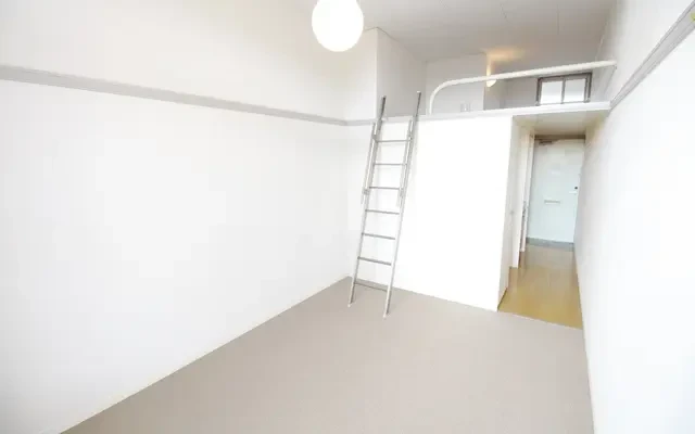 レオパレスひまわり 103号室 1