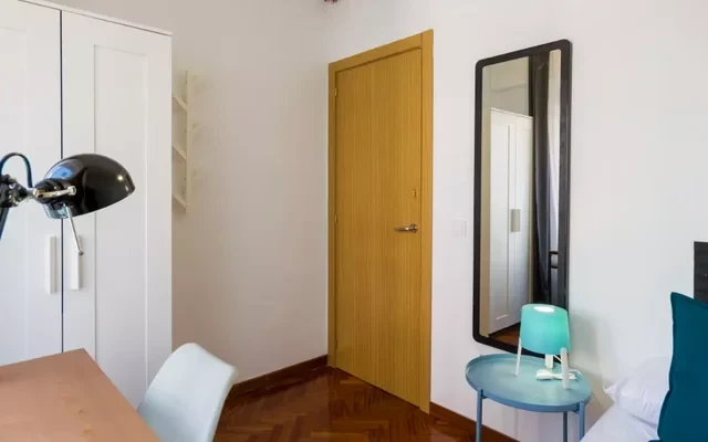 COSTANILLA DE LOS ÁNGELES Nº12 ESCALERA 2 PLANTA 1 PUERTA A MADRID 3