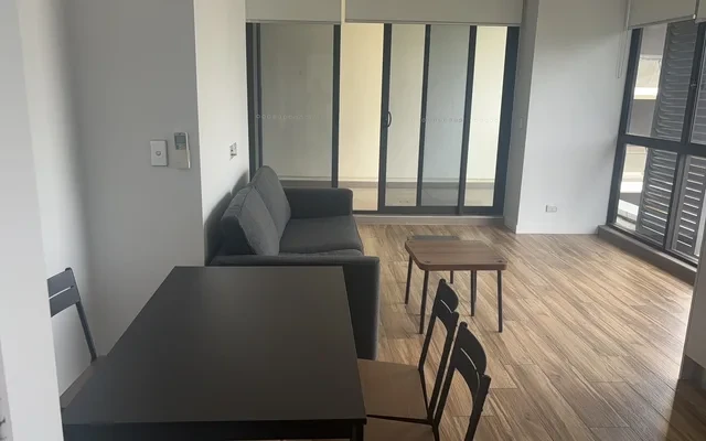 885 South Dowling 1