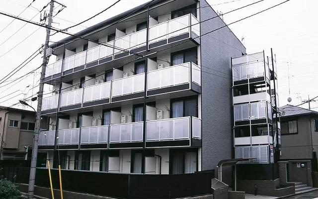 レオパレスイーストヒルズ 0