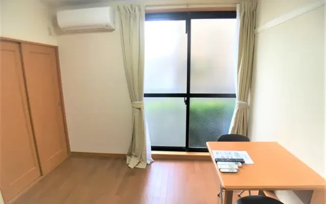 レオパレス鴨池 4