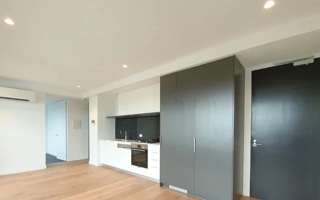 501/6 Queens Avenue 1