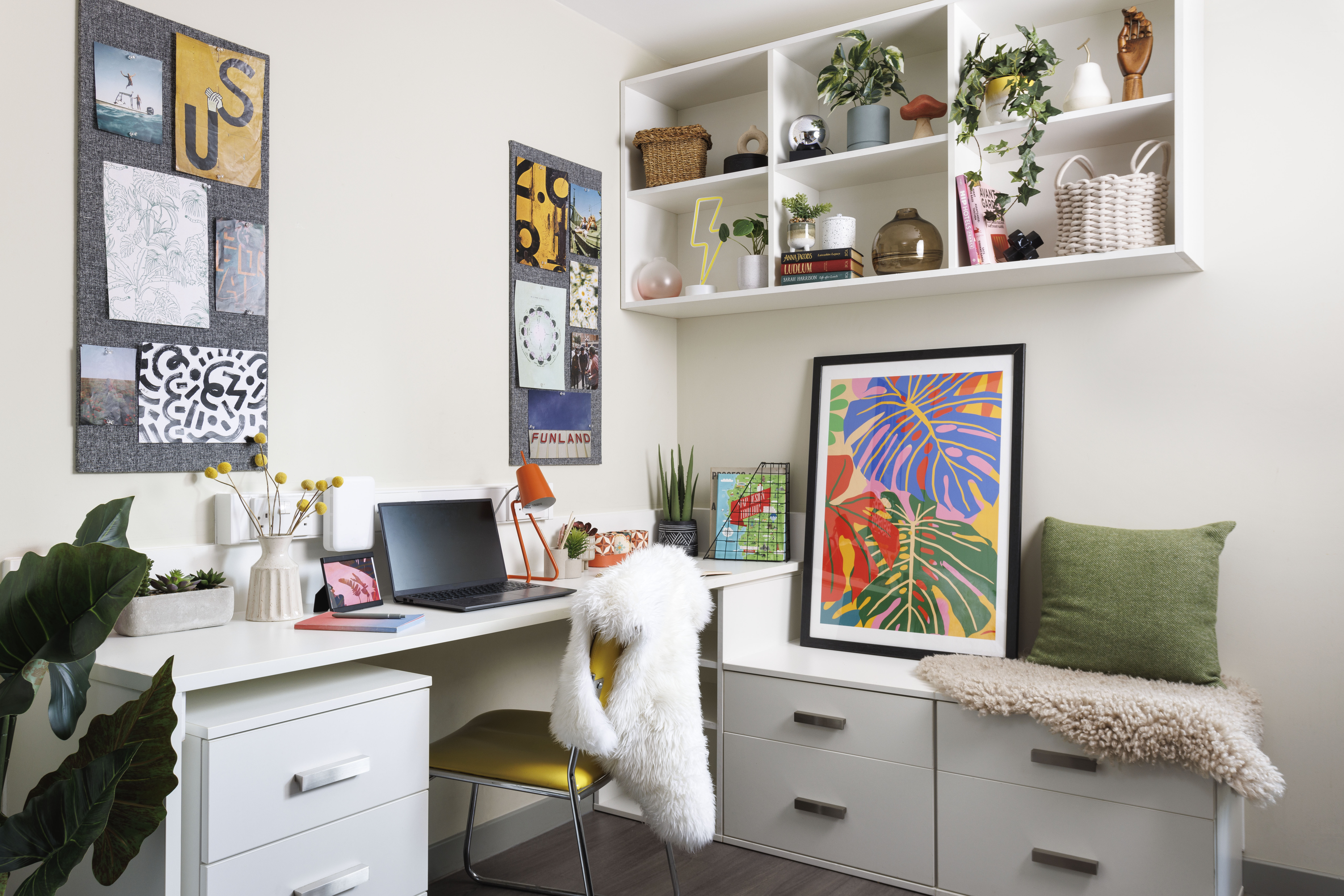 WHEELCHAIR ACCESSIBLE STUDIO