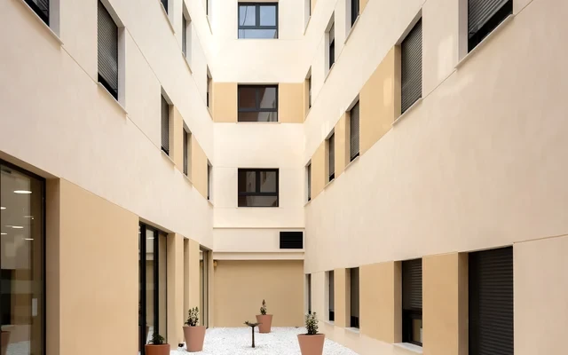 Nomad Campus Alfaro 0