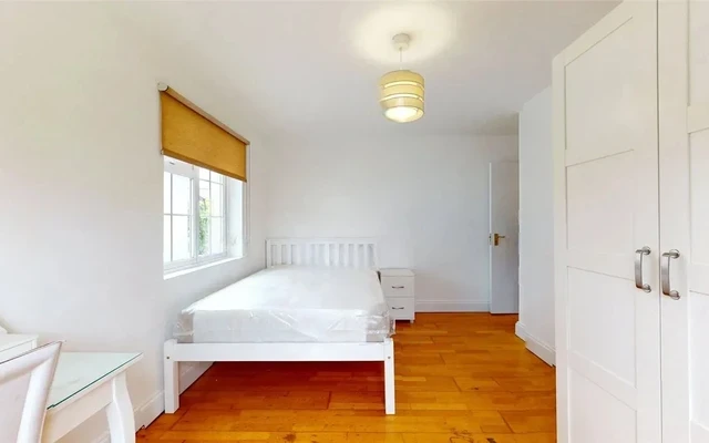 LH-Watford Way - London student accommodation