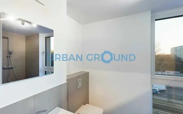 Built in kitchen, elevator,balcony 1 room furnished-studio 3