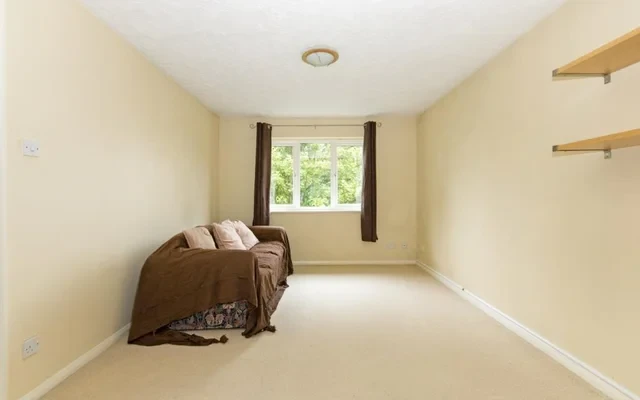 LH-Fairfield Close 0