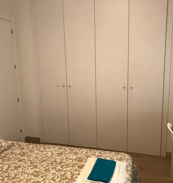 Habitacion Privada en avenida de la Reina Mercedes