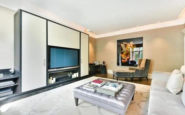 Harley House Marylebone Road, Regents Park, London, NW1 5HF 4