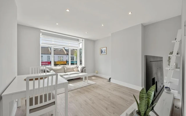 LH-Burlington Road - London student accommodation