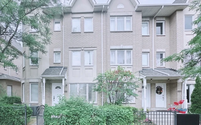 29 Rosebank - Toronto student accommodation
