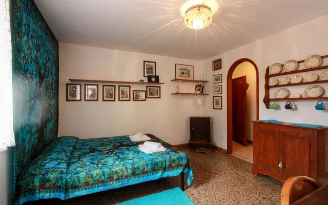 Santi Apostoli Home 2