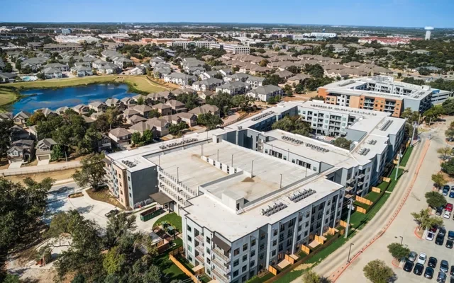 Tisdale at Lakeline Station 1