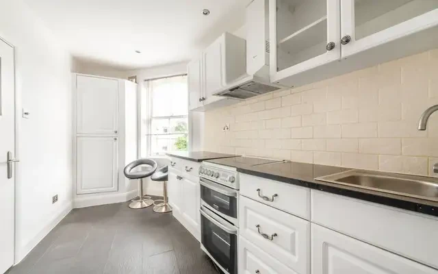 Westbourne Park Road, Notting Hill, W11 0