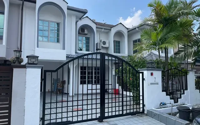 No 7, Jalan PJS 9/28 0