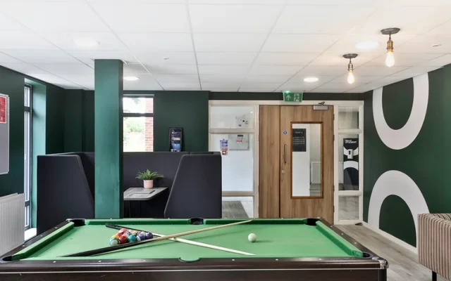 Foss Studios 4