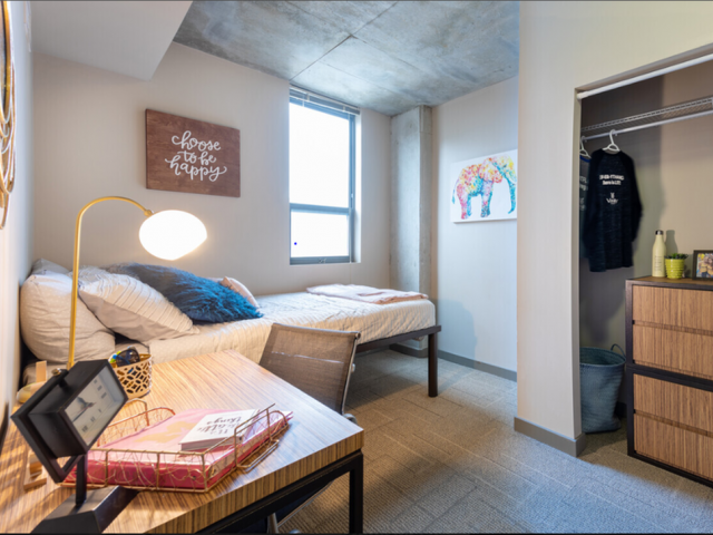 4 Bedrooms 4 Bathrooms