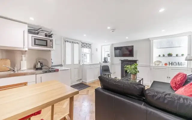 Oakley Gardens, Chelsea, SW3 4
