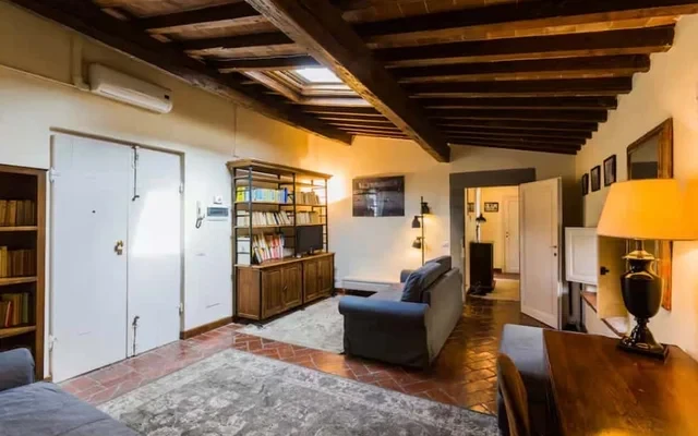 Appartamento in Via Maffia, Firenze (Centro Storico) 1
