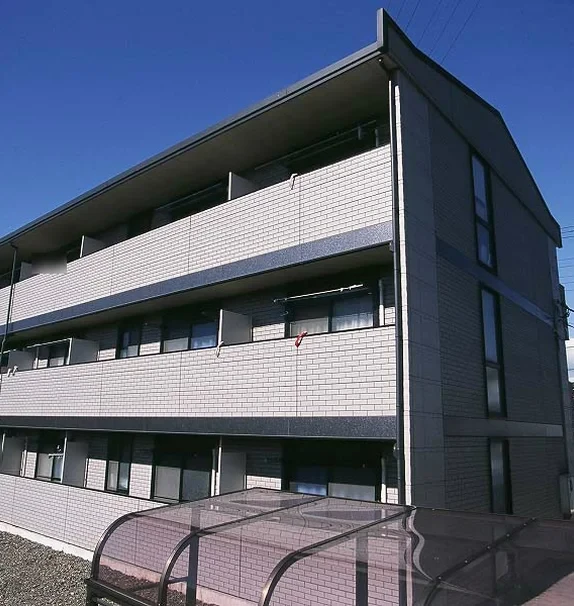 レオパレスタカダ