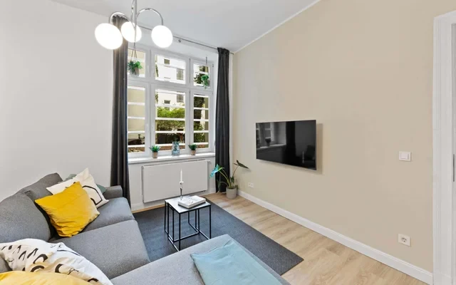 Unique modern apartment in an ideal location 1