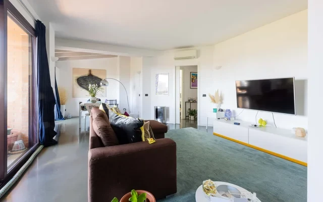 Apartment in Via Remo la Valle, Milano for 130 m² with 2 bedrooms 2