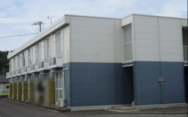 レオパレスサンハイム小泉Ⅱ 0