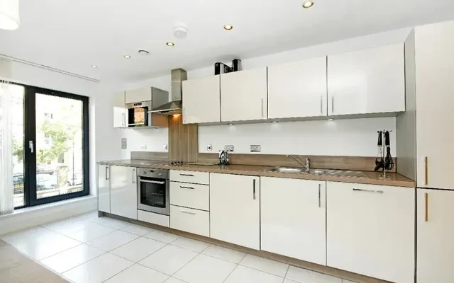 LH-Fairmont House - London student accommodation