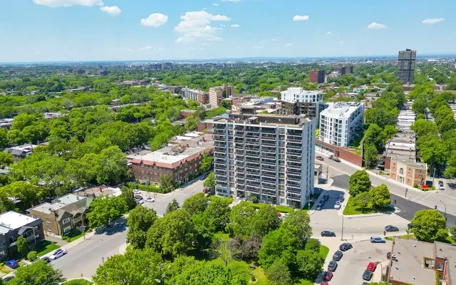 5455 Rue de Terrebonne 3
