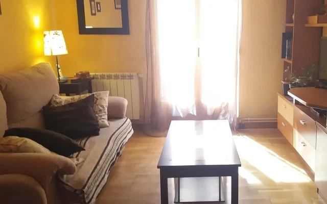 Apartment in Calle de Juan de Vera, Madrid for 70 m² with 3 bedrooms 0