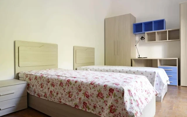 VIA RHO 8 <br> PRIVATE ROOM S1 3