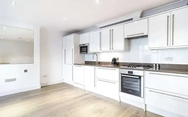 Eardley Crescent 1