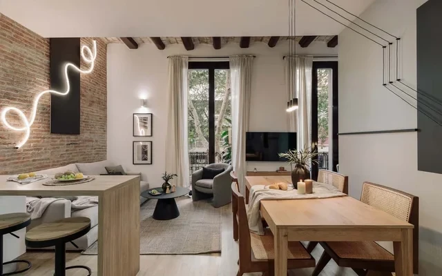 Chuck - 2 bedrooms and balcony in Sant Antoni 4