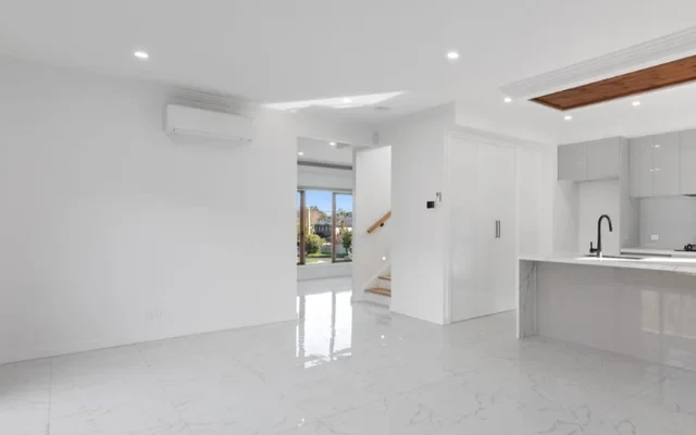 1237 North Road 1