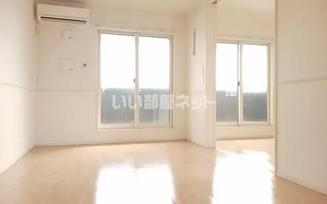 リバーサイド・サクラ Ⅲ 2階 - chỗ ở sinh viên tại Thành phố Keer - 2階 - 2LDK