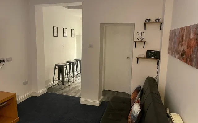 Lonsdale Place, LN5 4