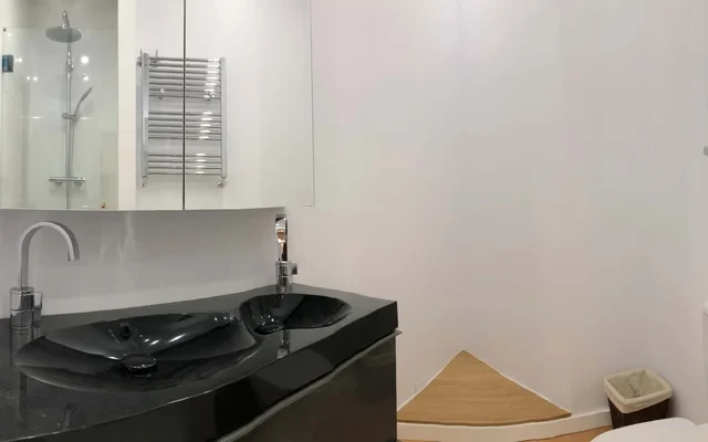 Apartment Calle Santa Engracia 3