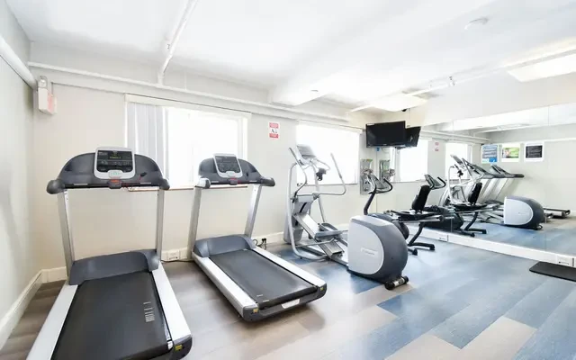 Barclay on Beacon - Brookline student accommodation - Gym