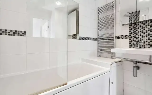 St. Quintin Avenue 4