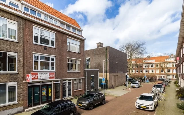 Treubstraat 3