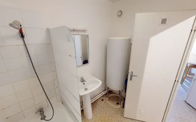 9 Rue du Faubourg Notre Dame, 59800 3