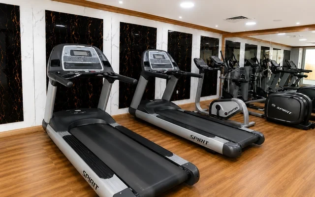 Makaan - Dubai student accommodation - Gym