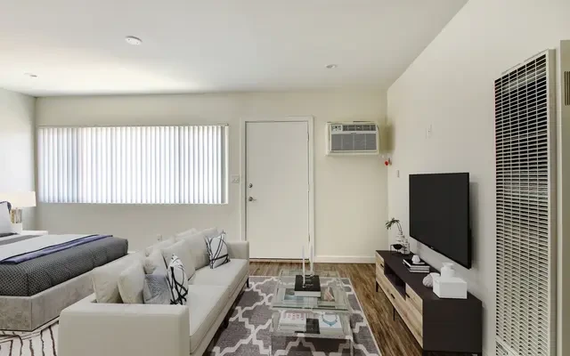 The Seville Apartments 4
