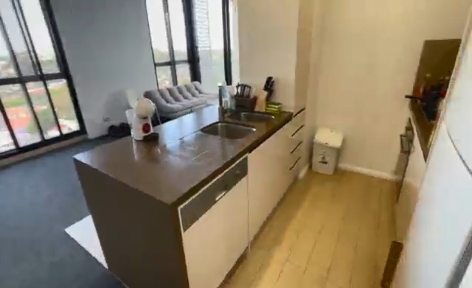 3 Naulty Place
