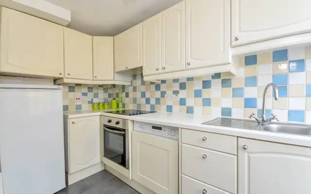 Castletown Road, West Kensington, W14 1