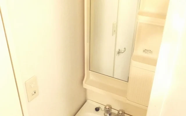 レオパレスサンパティーク 2