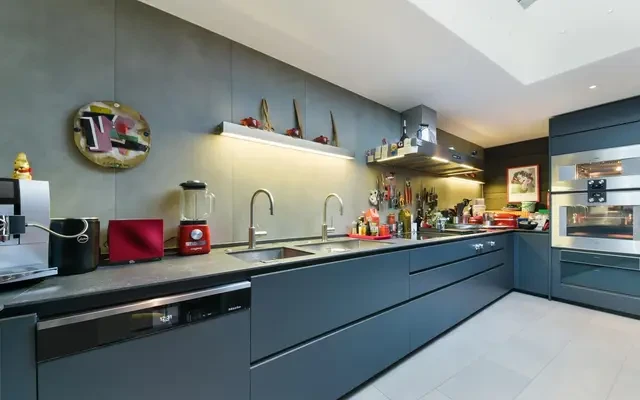 Amies Street, London, SW11 2JW 4